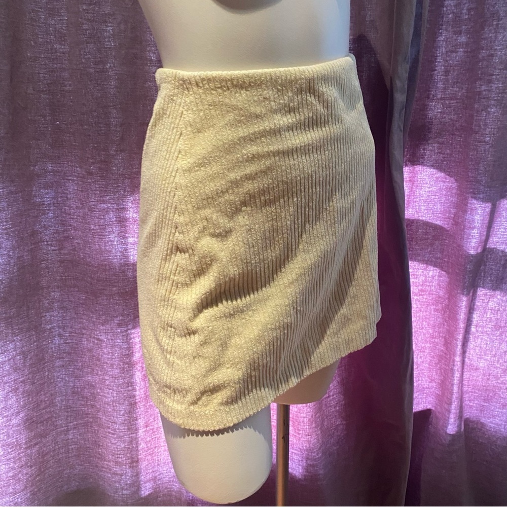 Wilfred Renee A-Line yellow corduroy‎ mini skirt size 2